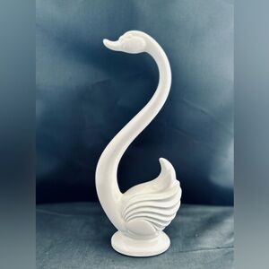 Vintage Maddux California Pottery White Glazed 10.5" Mid Century Modern Swan 923